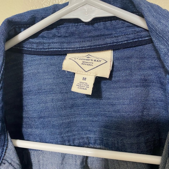 Too - Picture 2 of 2